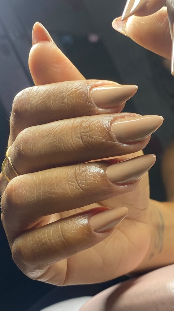 Stiletto nude